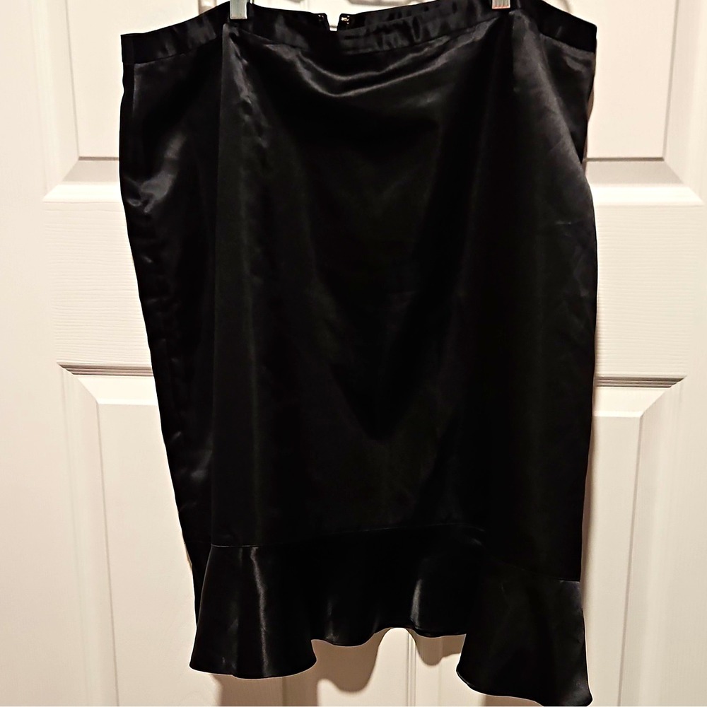 VTG 2005 Oscar de la Renta Black Satin Skirt Plus Size 20W Y2K Lined